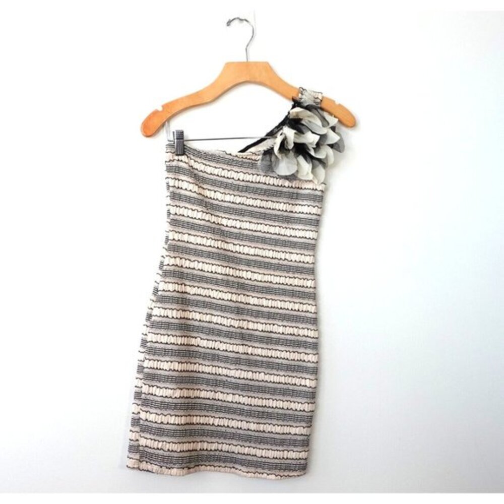Womens One Shoulder Striped Dress Small BLOOM‎ Gray Ruffle Smocked Coquette USA
